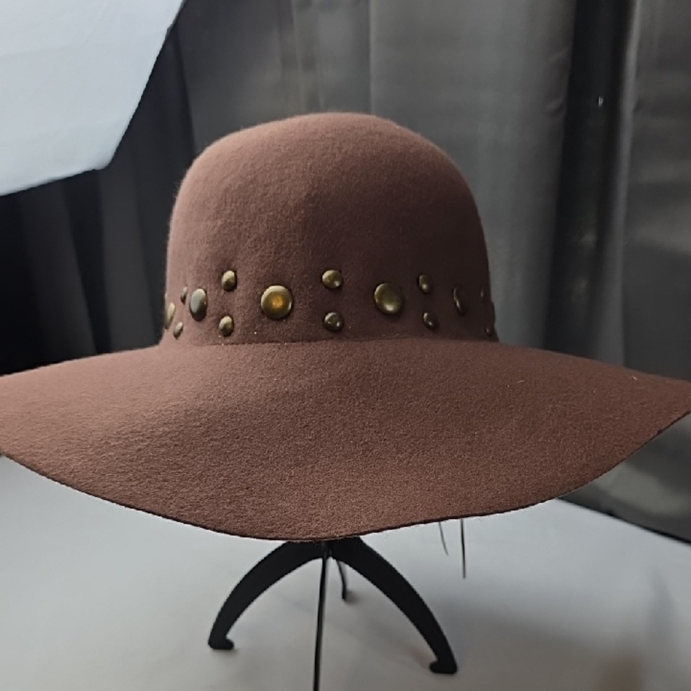 ADORA Brown Women's Hat W/Brassy Studs Wool Festival BoHo Hippie One Sz GUC READ